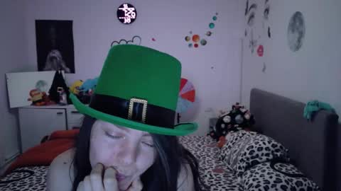 Snapshot of thefarmergirl chatting on 29, 3, 2026 TheFarmergirl online show from 29, 3, 2026