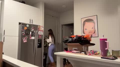 Snapshot of thegabzilla chatting on 4, 11, 2025 thegabzilla online show from 4, 11, 2025