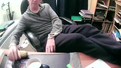 Snapshot of thegoodteacher54 chatting on 17, 11, 2025 paul online show from 17, 11, 2025