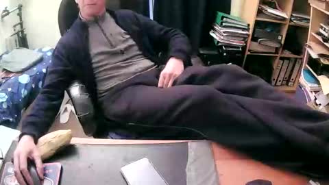 Snapshot of thegoodteacher54 chatting on 23, 11, 2025 paul online show from 23, 11, 2025