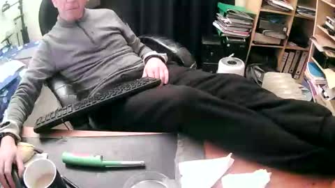 Snapshot of thegoodteacher54 chatting on 30, 11, 2025 paul online show from 30, 11, 2025