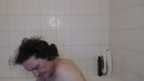 Green online show from 11, 2, 2026