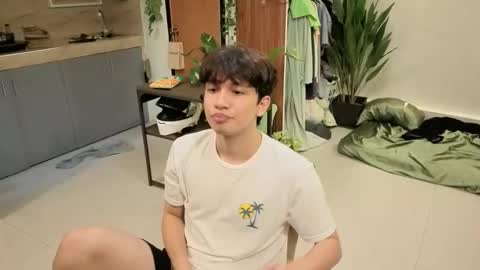 Snapshot of thegreenmagus chatting on 20, 11, 2025 Green online show from 20, 11, 2025