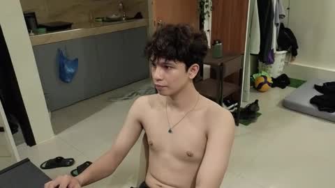 Snapshot of thegreenmagus chatting on 27, 11, 2025 Green online show from 27, 11, 2025