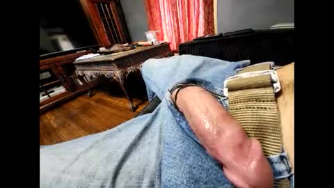 Snapshot of theguyneeds chatting on 6, 12, 2024 Theguyneeds online show from 6, 12, 2024