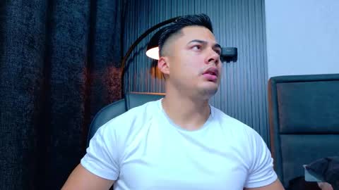 Snapshot of thekingerick chatting on 12, 2, 2026 thekingerick online show from 12, 2, 2026