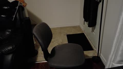 Snapshot of thekodyy chatting on 4, 12, 2025 thekodyy online show from 4, 12, 2025