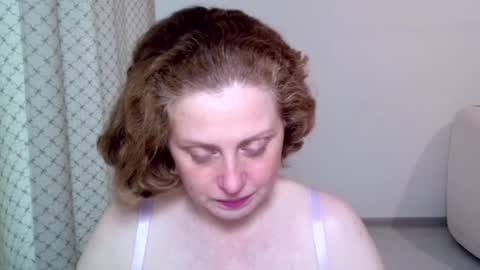 Ella online show from 7, 11, 2025