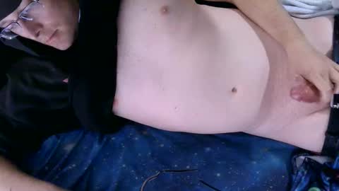 Snapshot of thelaststraightguy chatting on 14, 12, 2025 thelaststraightguy online show from 14, 12, 2025