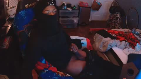 Snapshot of thelewdgamer chatting on 18, 12, 2025 thelewdgamer online show from 18, 12, 2025