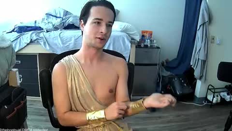 Louie online show from 28, 10, 2025