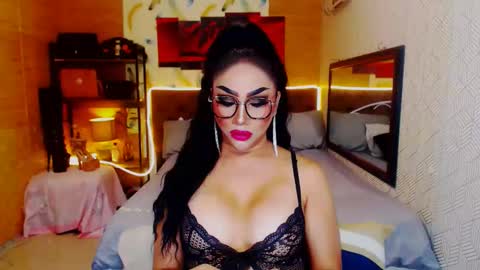 thelustqueen online show from 1, 3, 2025