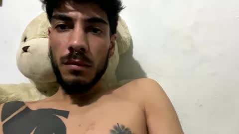 Snapshot of themarttinguyyy chatting on 26, 9, 2025 themarttinguyyy online show from 26, 9, 2025