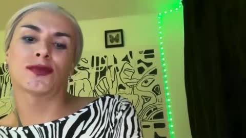 Lucy Lucy online show from 19, 9, 2025