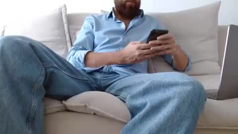 TheMonarchGoat online show from 11, 1, 2026