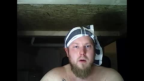 thenewdude1992 online show from 1, 3, 2025