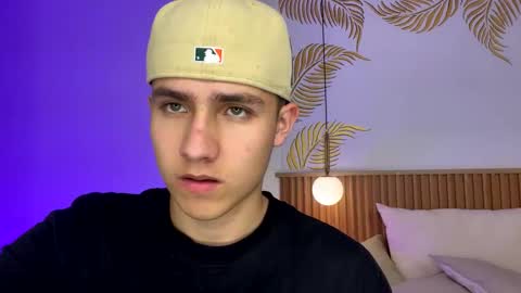  THEO- MATEO  online show from 28, 12, 2024