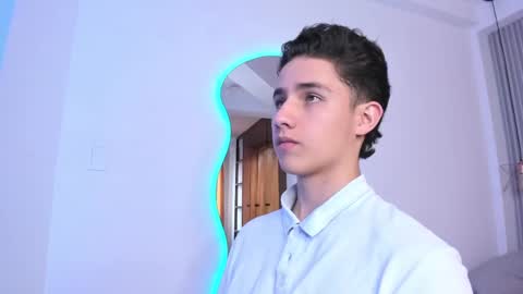  THEO- MATEO  online show from 3, 1, 2025