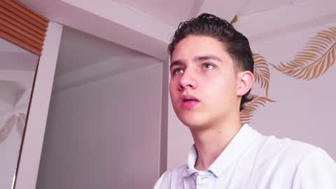  THEO- MATEO  online show from 28, 1, 2025