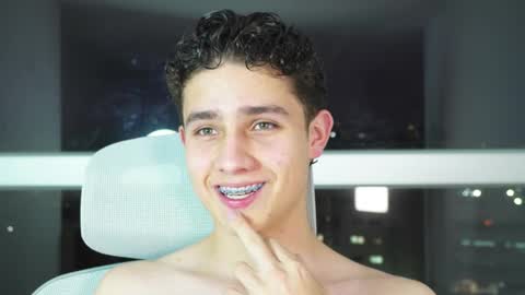  THEO- MATEO  online show from 12, 2, 2025