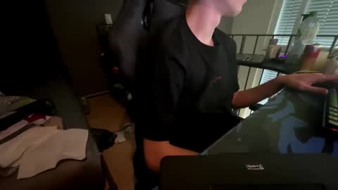 theothede19cm online show from 8, 11, 2025