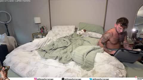 Parker Savage online show from 17, 12, 2025