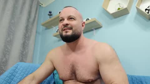 Snapshot of thephenomone chatting on 14, 2, 2025 Chris online show from 14, 2, 2025