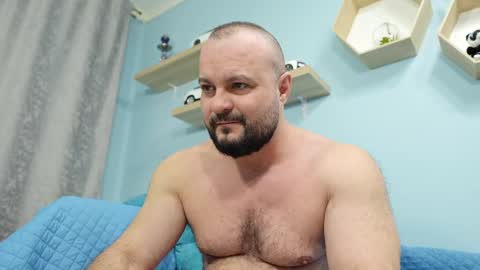 Snapshot of thephenomone chatting on 18, 2, 2025 Chris online show from 18, 2, 2025