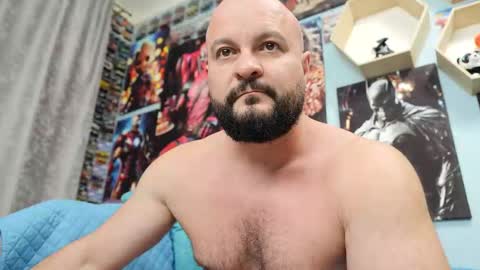 Snapshot of thephenomone chatting on 13, 9, 2025 Chris online show from 13, 9, 2025