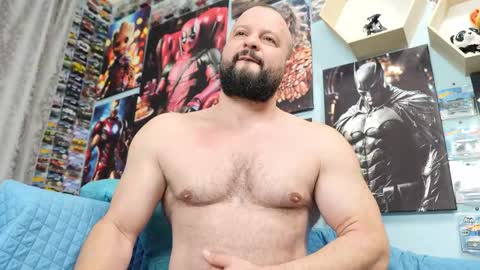 Snapshot of thephenomone chatting on 18, 9, 2025 Chris online show from 18, 9, 2025