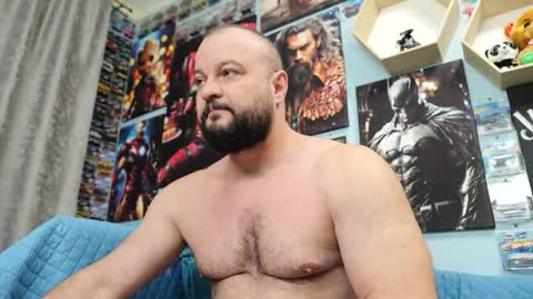 Snapshot of thephenomone chatting on 9, 10, 2025 Chris online show from 9, 10, 2025