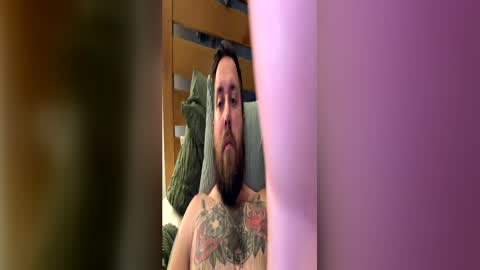Snapshot of theradicalrocket chatting on 5, 7, 2026 theradicalrocket online show from 5, 7, 2026