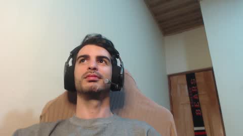 Santiago Enrique online show from 10, 1, 2025