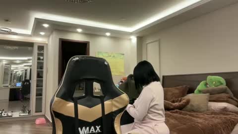 therealcamilabaddie online show from 12, 9, 2025