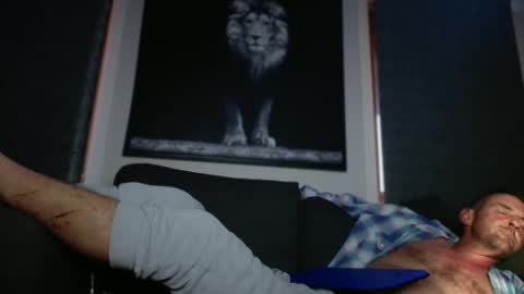 Snapshot of therealkurva4u chatting on 8, 1, 2025 therealkurva4u online show from 8, 1, 2025