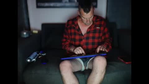 Snapshot of therealkurva4u chatting on 22, 1, 2025 therealkurva4u online show from 22, 1, 2025