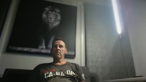 Snapshot of therealkurva4u chatting on 31, 1, 2025 therealkurva4u online show from 31, 1, 2025