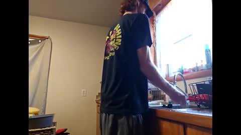 Snapshot of therizzler_1_of_1 chatting on 7, 12, 2024 therizzler_1_of_1 online show from 7, 12, 2024