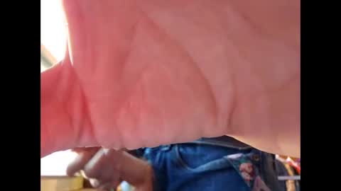 Snapshot of therizzler_1_of_1 chatting on 20, 12, 2024 therizzler_1_of_1 online show from 20, 12, 2024