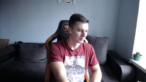 Snapshot of theroadtomars chatting on 10, 10, 2025 Nick online show from 10, 10, 2025