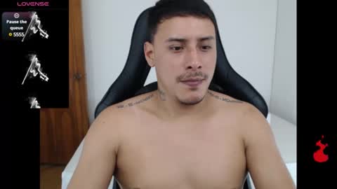 Snapshot of therokalejandro chatting on 10, 1, 2025 ALEJANDRO online show from 10, 1, 2025