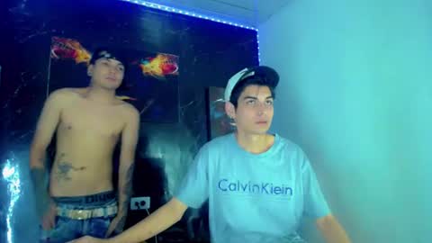 Snapshot of theshamefulboys chatting on 18, 6, 2026 David y Daniel online show from 18, 6, 2026
