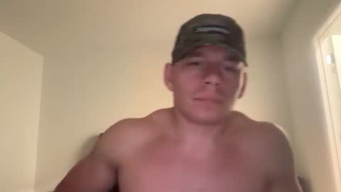 Snapshot of theshortking01 chatting on 22, 2, 2026 TheShortKing1 online show from 22, 2, 2026