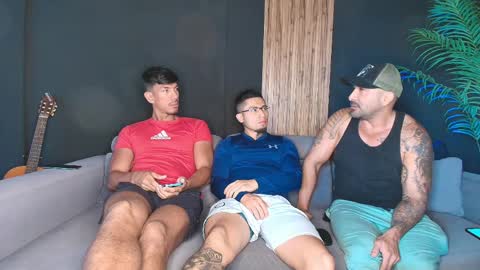 thestraightroom online show from 1, 4, 2026