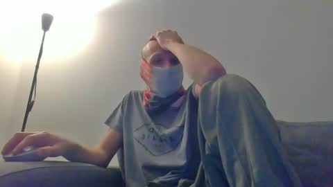 Scarf guy online show from 17, 2, 2025