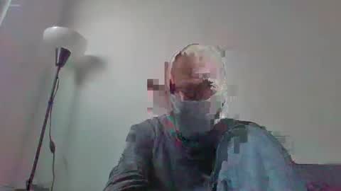 Scarf guy online show from 26, 2, 2025