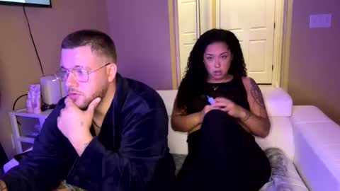 Snapshot of theviberoom chatting on 26, 9, 2025 The Vibe Room online show from 26, 9, 2025