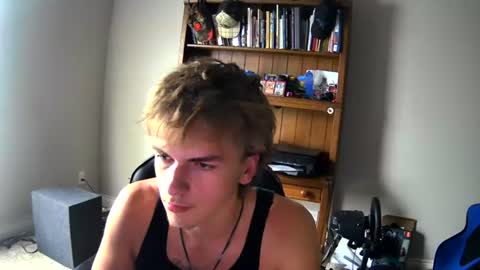 Snapshot of thevincegray chatting on 20, 6, 2026 Vince online show from 20, 6, 2026