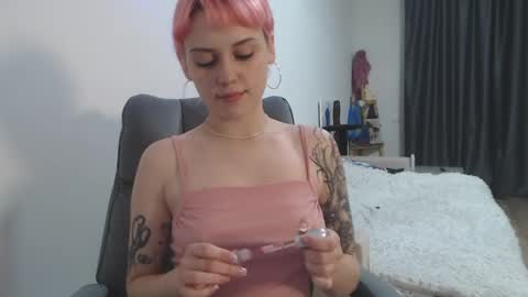 theysaidimcute online show from 22, 4, 2026