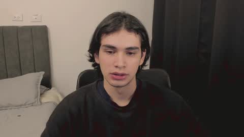 thiaan__ online show from 30, 12, 2024